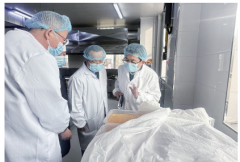 吊销出产运营登记证2张